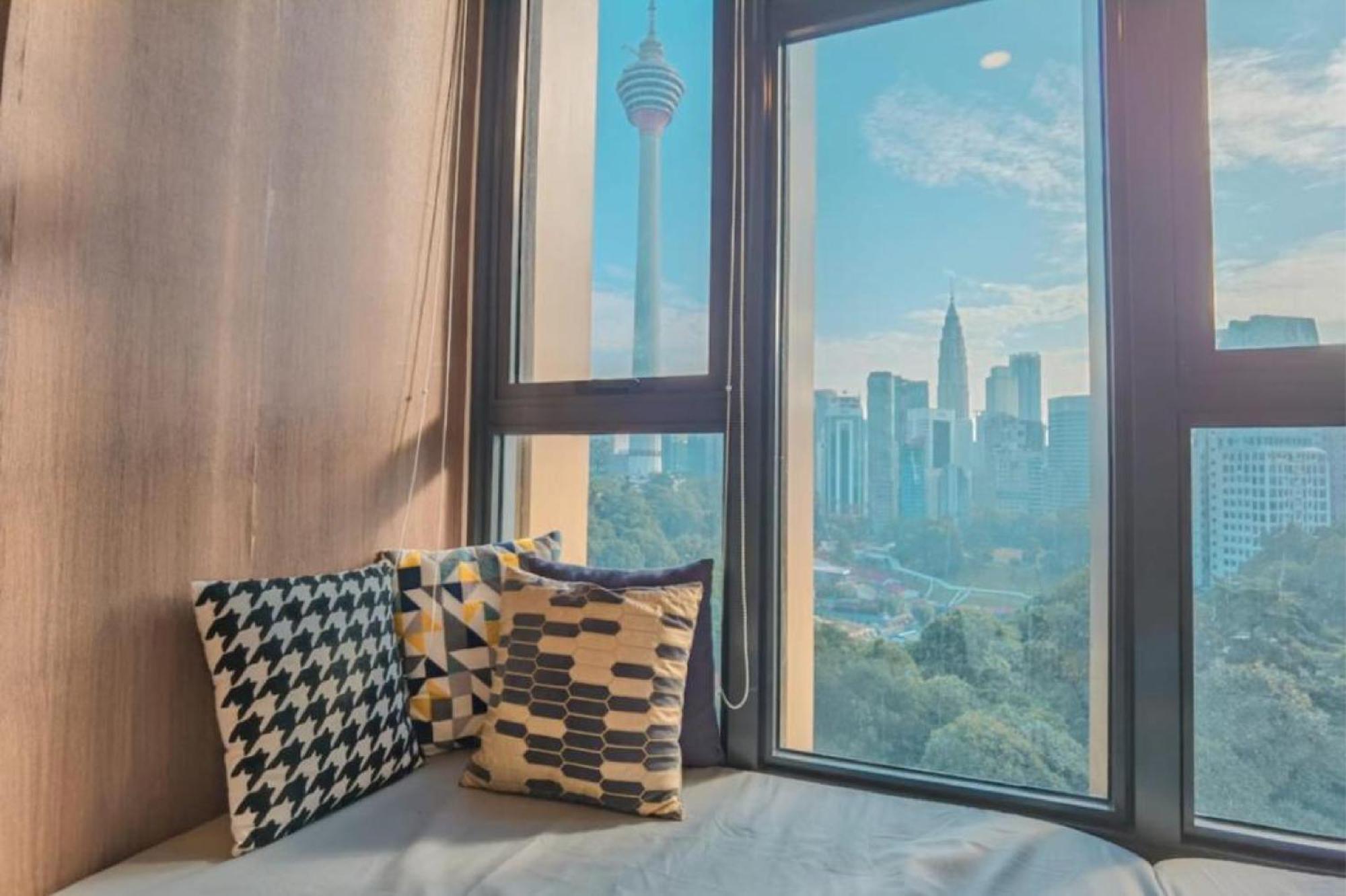 Ceylonz Suites Klcc By Staybliss Kuala Lumpur Exterior photo